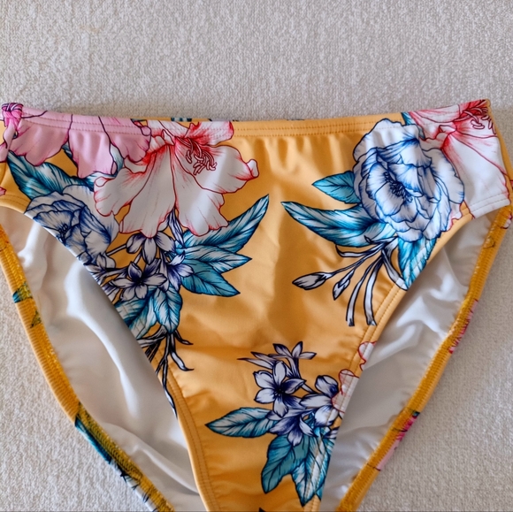 VENUS Yellow Tropical Floral Print High-Leg Bikini Bottom, size S - Picture 4 of 9